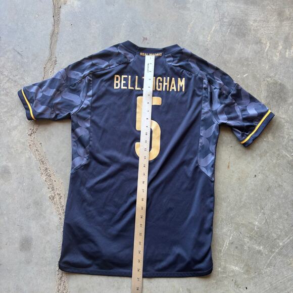 Adidas Real Madrid #5 Jude Bellingham 23/24 Boy's 15-16Y Away Soccer Jersey - Picture 13 of 14